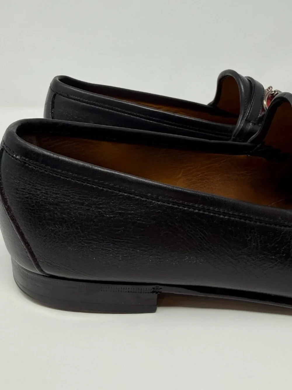 Gucci Leather Horsebit Loafers Men's 9.5 D Black Classic Designer Preppy Luxury
